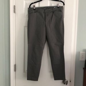 Old Navy Pixie Grey Pant